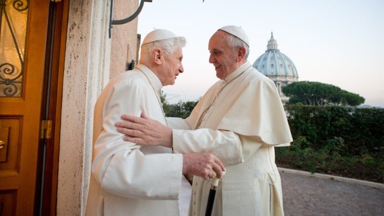 Fraternal Meter of Pope Emeritus Benedict XVI and Pope Francis in Mater Ecclesiae - 23 December 2013.
