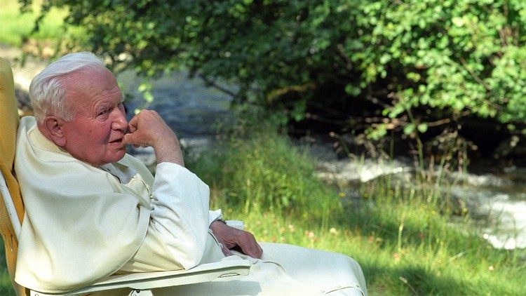 Johannes Paul II. (1978-2005) bat im jahr 2000 um Vergebung für Kolonialismus