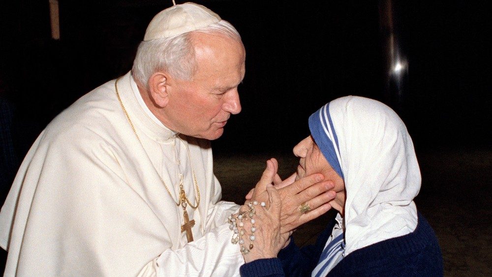 1988.05.21 Madre Teresa di Calcutta e Giovanni Paolo II