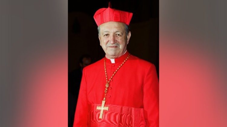 Kardināls Serafims Fernandess de Arauho