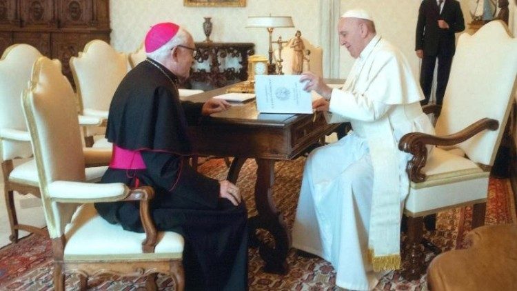 2019.10.22 Presentazione libro visita Papa Francesco