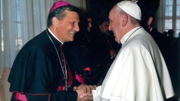 Kardynał nominat Mario Grech z Franciszkiem 