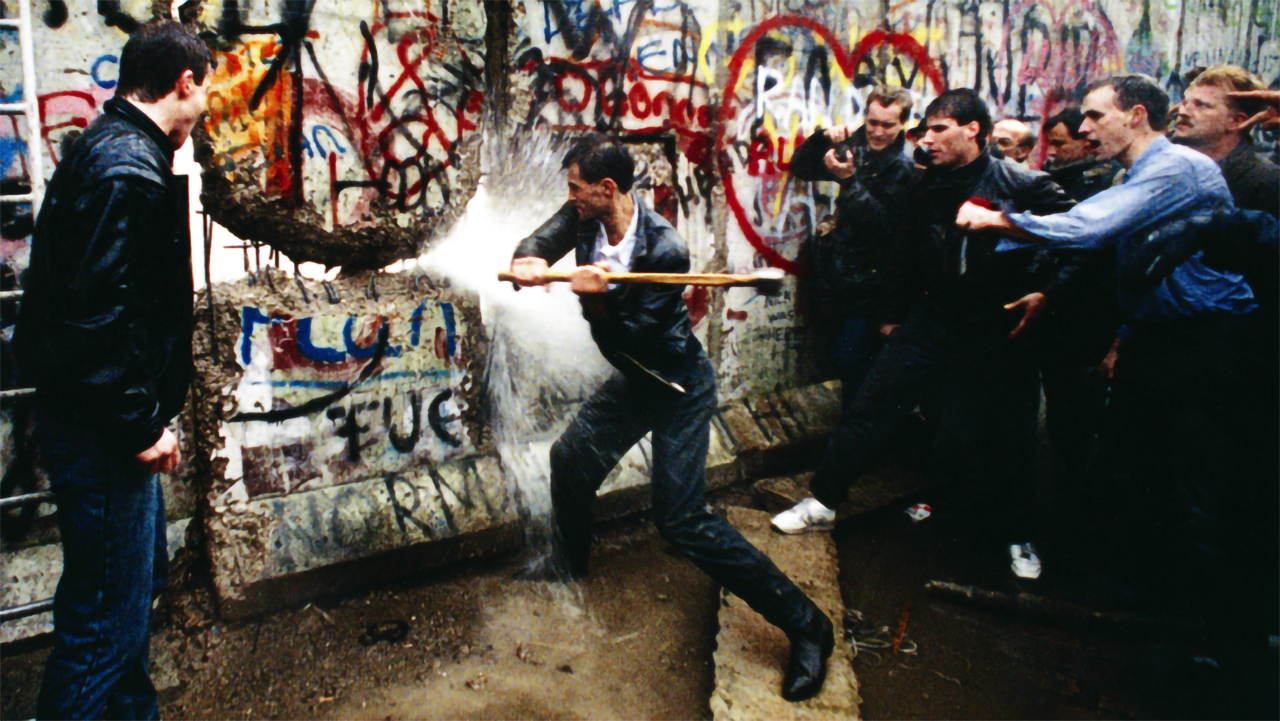 Kết quả hình ảnh cho caida del muro de berlin