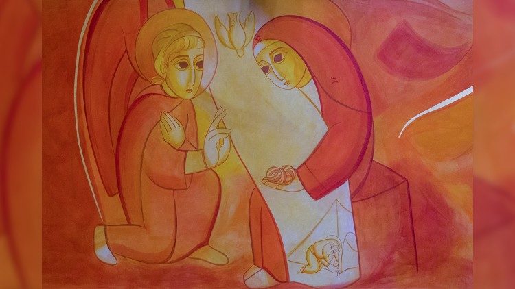 Bog je Marijo v svojem načrtu ljubezni videl od prvega trenutka vso lepo, »polno milosti«.