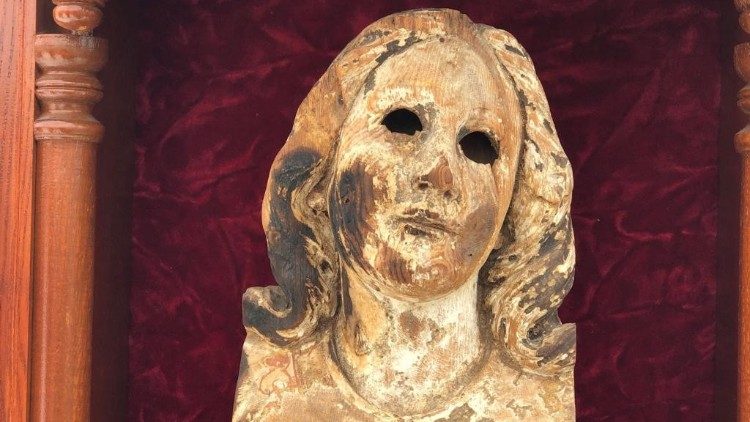 Statue de la Vierge retrouvée à Nagasaki après l'explosion de la bombe