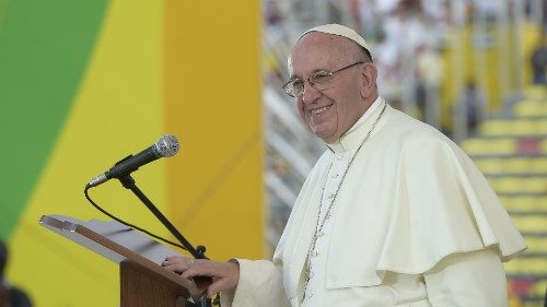 2020.01.21 Papa Francesco saluta i giovani nello stadio di Morelia in Messico, 2016.02.16