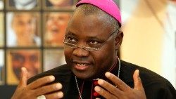 Monseñor Ignatius Ayau Kaigama, arzobispo nigeriano de Abuja