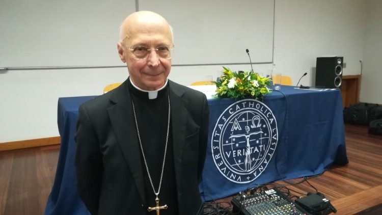 El Cardenal Angelo Bagnasco, Presidente del Consejo de las Conferencias Episcopales de Europa (CCEE)