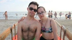 Francesco and Valentina on the beach 