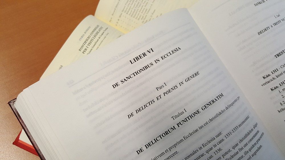 VI. kniha Kódexu kánonického práva z roku 1983