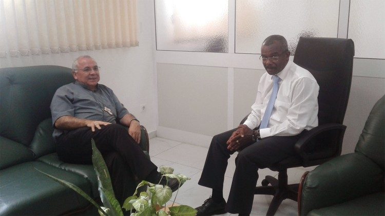 
                    São Tomé e Príncipe. Ministro da Saúde pede demissão do cargo “com carácter irreversível”
                