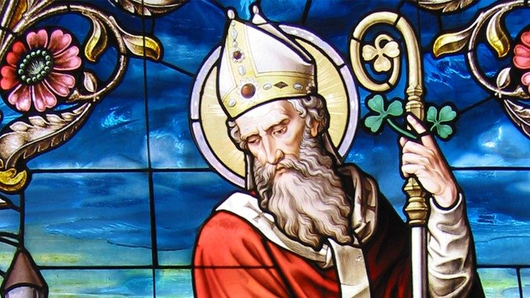  Sfântul Patriciu (Patrick), patronul Irlandei 