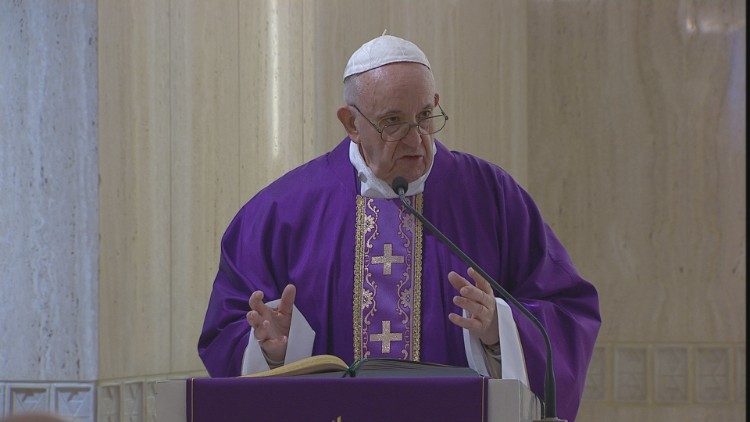 2020.04.04 Papa Francesco celebra la Messa a Casa Santa Marta