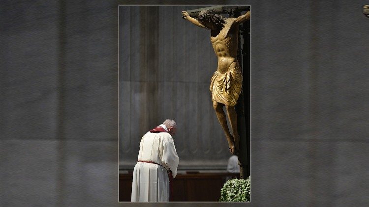 Papa Francisc la Celebrarea Patimii Domnului în bazilica San Pietro, 10 aprilie 2020