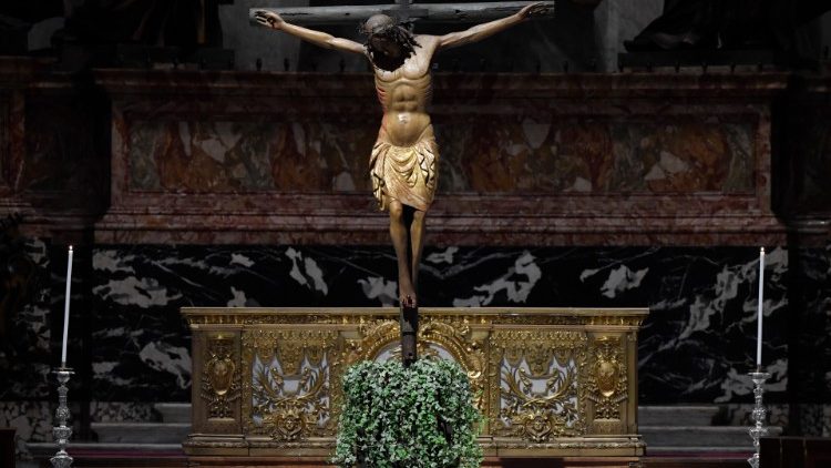 2020.04.10 Venerdi' Santo – Celebrazione della Passione del Signore - Basilica di San Pietro