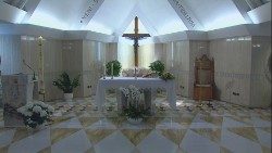 2020.04.23 Papa Francesco celebra la Messa a Casa Santa Marta