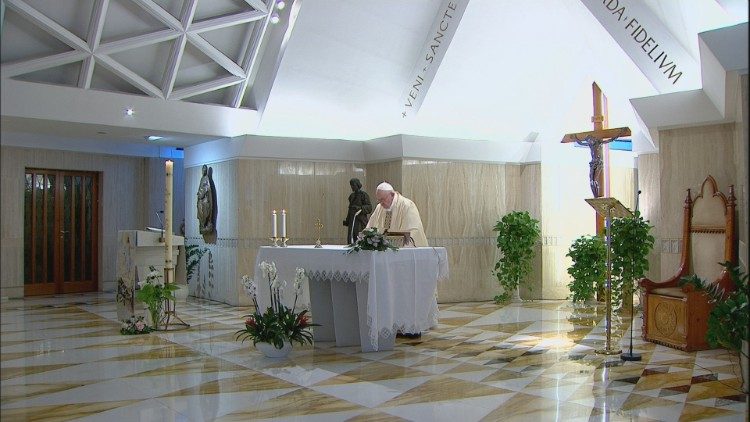 Messe à Ste Marthe : Prière pour que la paix règne dans les familles Cq5dam.thumbnail.cropped.750.422