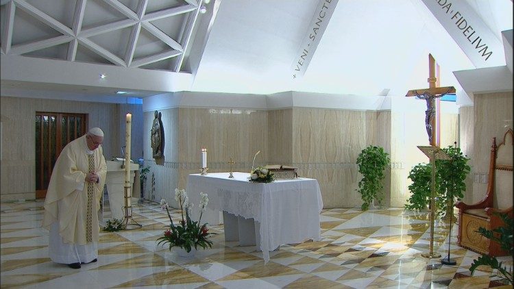 Pope to celebrate Mass for JPII centenary on 18th May, cease live-broadcast of daily Mass