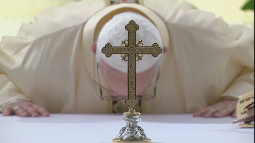 Paven: Kirken er ikke bare et hjem for noen, men for alle