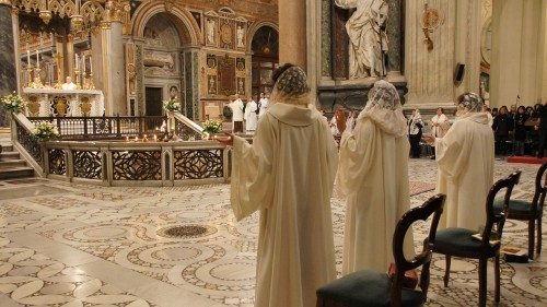El Papa al Ordo Virginum: sean mujeres de misericordia, expertas en humanidad