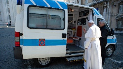 Vatican: les sans-abris ont aussi leur ambulance