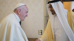 Papa Francisco recebe no Vaticano o xeique Mohammed Bin Zayed, príncipe herdeiro de Abu Dhabi (23 de junho de 2020)
