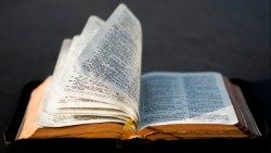 Biblia: Sagrada Escritura.