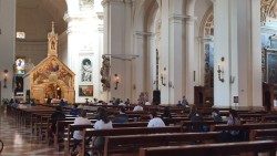 A Porciúncula dentro da Basílica Santa Maria dos Anjos em Assis
