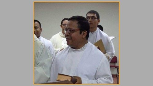 Assassinat en août du recteur d'un séminaire au Salvador