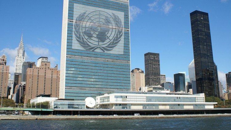 2020.08.11 -ONU logo New York - USA - Giornata mondiale - generico