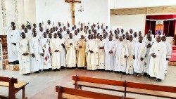 Foto de arquivo: sacerdotes da Diocese de Bunia, na República Democrática do Congo