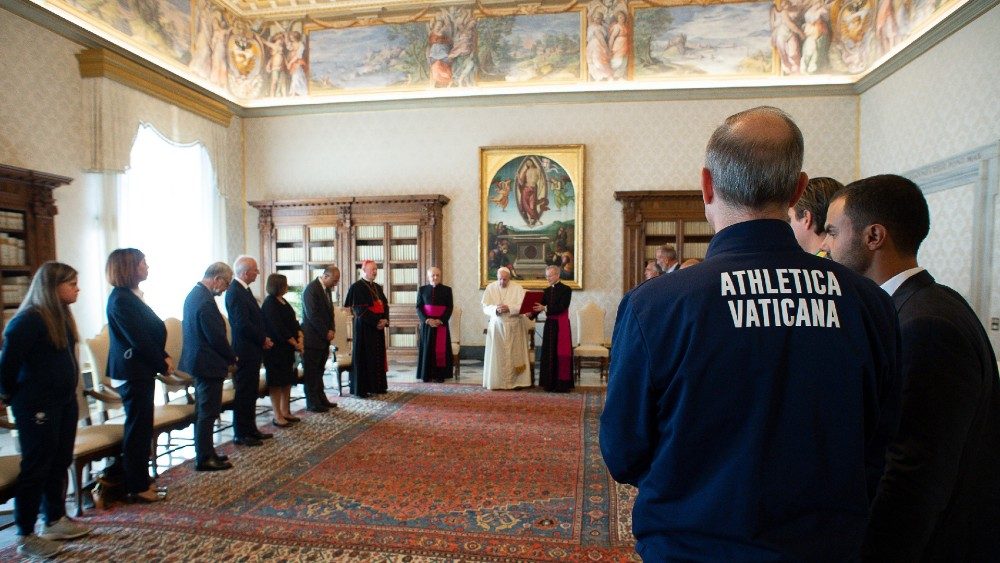 2020.09.05  Vaticano - We run together -  Papa Francesco - Athletica Vaticana