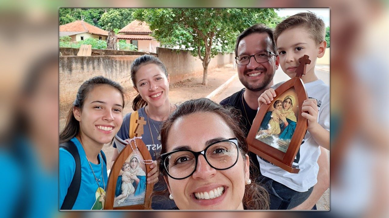 Coordenadores e missionários nos passos de Pozzobon – Campanha da Mãe  Peregrina de Schoenstatt
