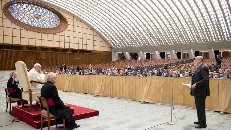 Um dos encontros entre o Papa e Carlo Petrini (2020)