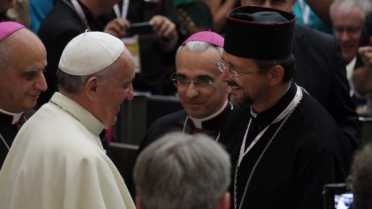 Bp Bohdan Dziurach podczas spotkania z Papieżem Franciszkiem w 2013 r.