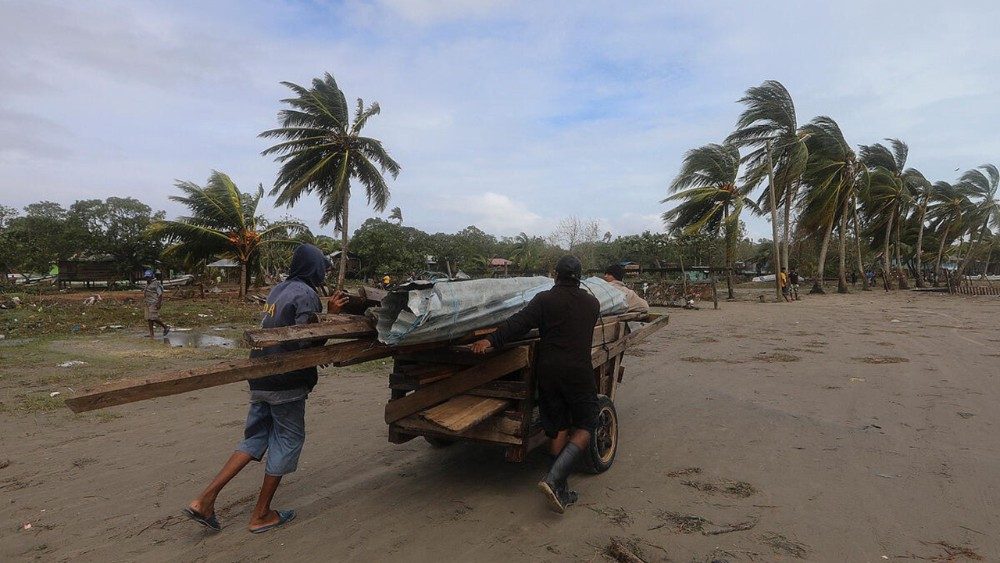 Desplazados en Nicaragua a causa del huracán Eta