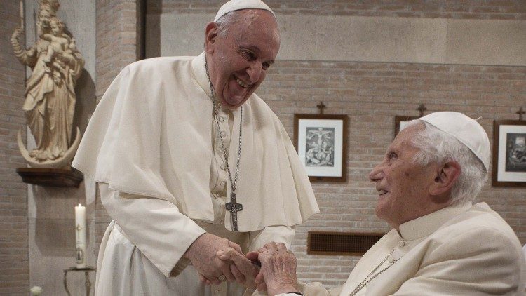 教皇フランシスコと名誉教皇ベネディクト16世　2020年11月28日