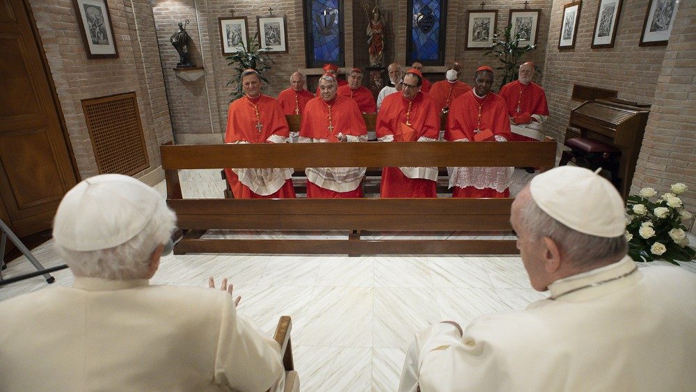 ĐTC Phanxicô và các tân Hồng y thăm Đức Biển Đức XVI