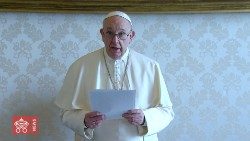 Papeževo sporočilo za svetovni vzgojni dogovor.