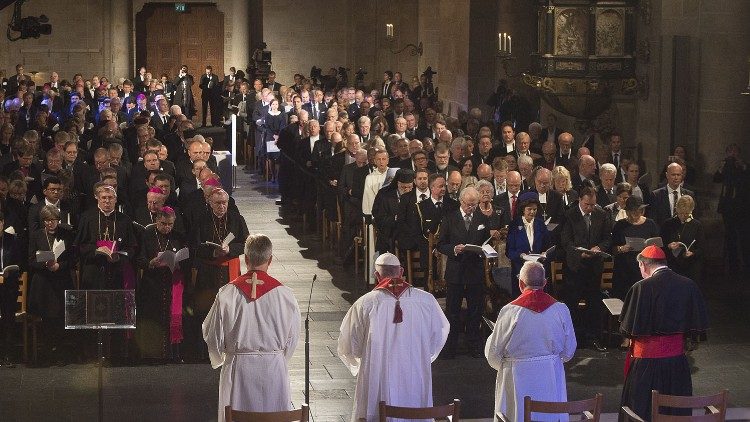 Ferenc pápa Lundban az ökumenikus imán, 2016.10.31.