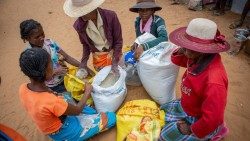 Ajudas alimentares em Madagascar