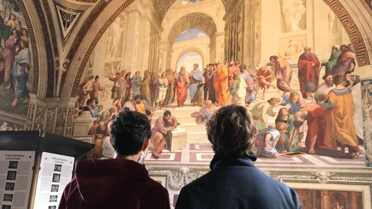 As Salas de Raffaello nos Museus Vaticanos (Vatican Media)