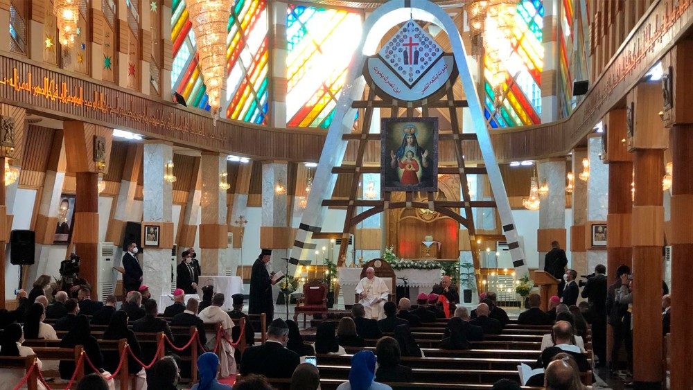 Papa na Catedral Sayidat al-Nejat, Nossa Senhora da Salvação, Bagdá