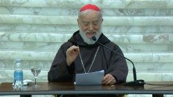 Il cardinale Cantalamessa durante una predica di Quaresima (archivio)