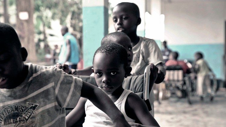 2021.03.16 Dokita bambini Camerun