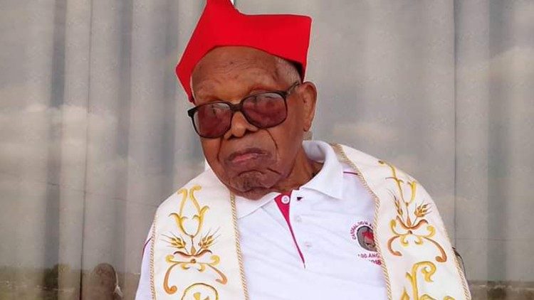 Archbishop Emeritus of Maputo in Mozambique, Alexandre José Maria Cardinal dos Santos, O.F.M