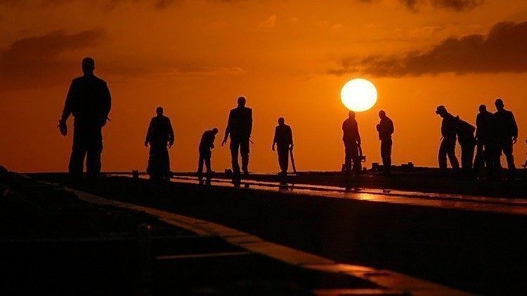 Migrantes no Mar Mediterrãneo