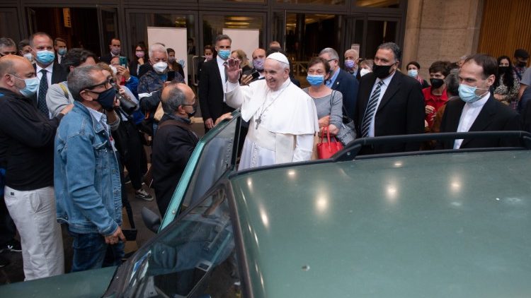 Pope meets people who took part in the screening of docu-film "Francesco"