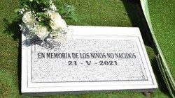 A tombstone in Quito dedicated to unborn babies