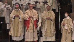 Cardeal Pietro Parolin na celebração do jubileu de Santa Odília na Catedral de Estrasburgo, na França